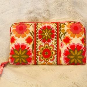 Vera Bradley Zip Around Folkloric Pattern Wallet